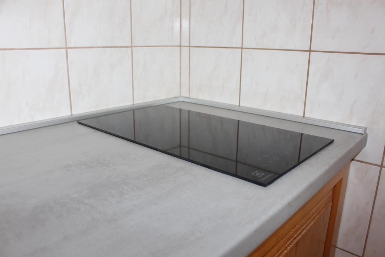 Lizi Apartman Alsoors Exterior photo